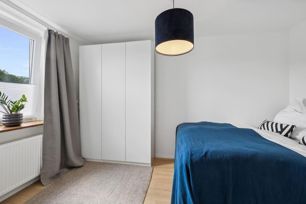 Stylisches Apartment, Parkplatz, Naehe Dus & Dortmund & Koeln & Essen